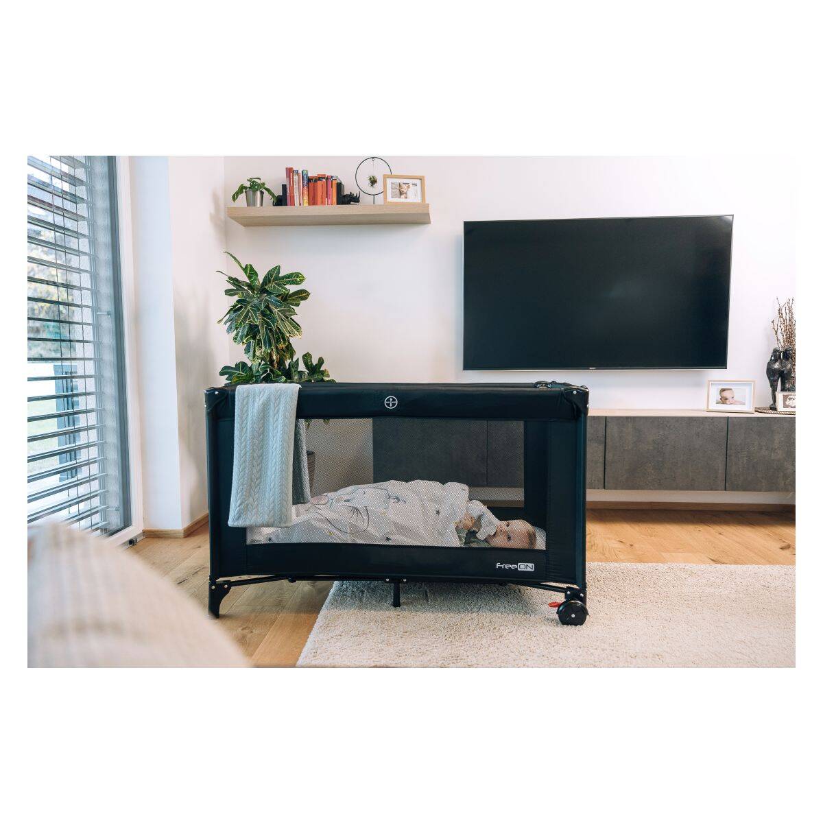 snozze-black-freeon-prenosna-postelja-15