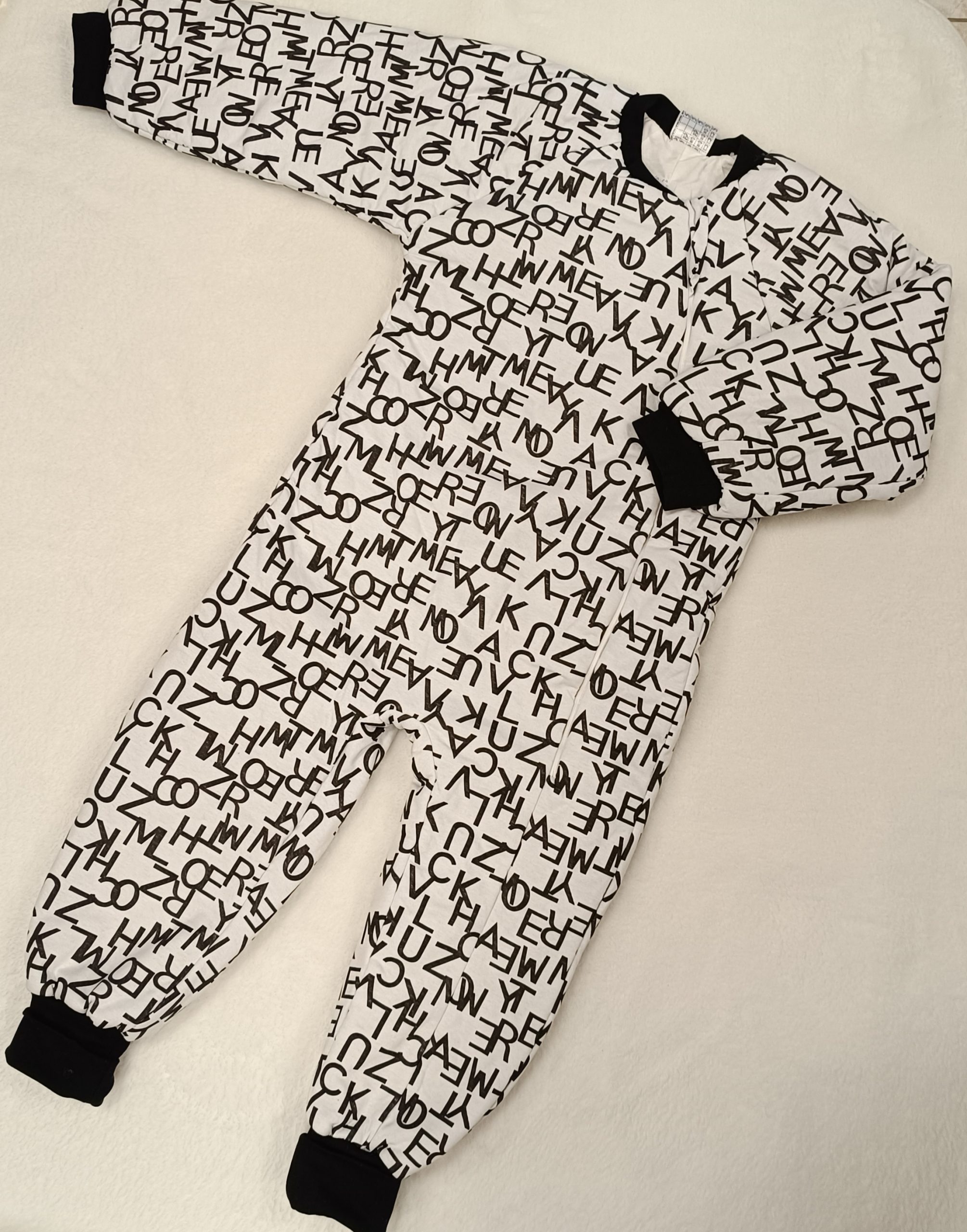 ZIMSKA VREĆA ZA SPAVANJE BIJELO CRNA VEL. 128/134